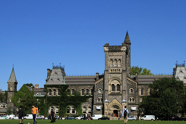 加拿大十大名校世界排名 渥太華大學上榜，第一是古老與現代的融合