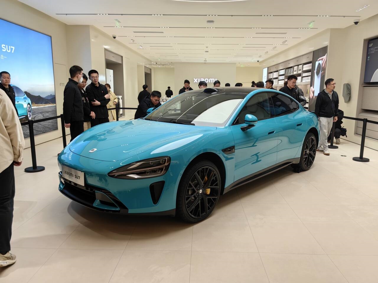 博主稱小米SU7產(chǎn)能將提升：日產(chǎn)拉到400臺以上 月產(chǎn)1.2萬節(jié)奏