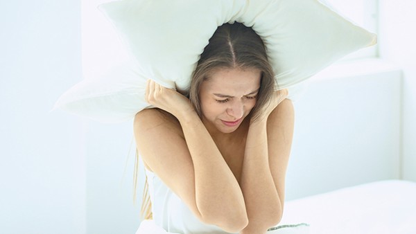 哪些原因會引起失眠睡不著