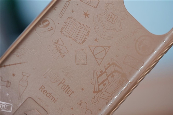 神秘感十足！Redmi Turbo 3哈利波特聯名款禮盒圖賞