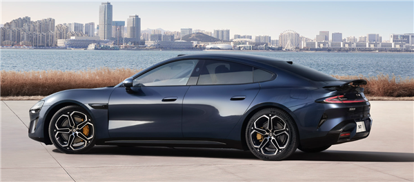 為什么小米SU7 Max版20英寸輪轂選配6000元 標準和Pro版卻要8000元