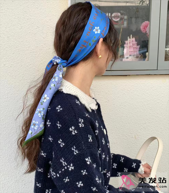 夏季清爽扎發造型 絲巾扎發美翻天