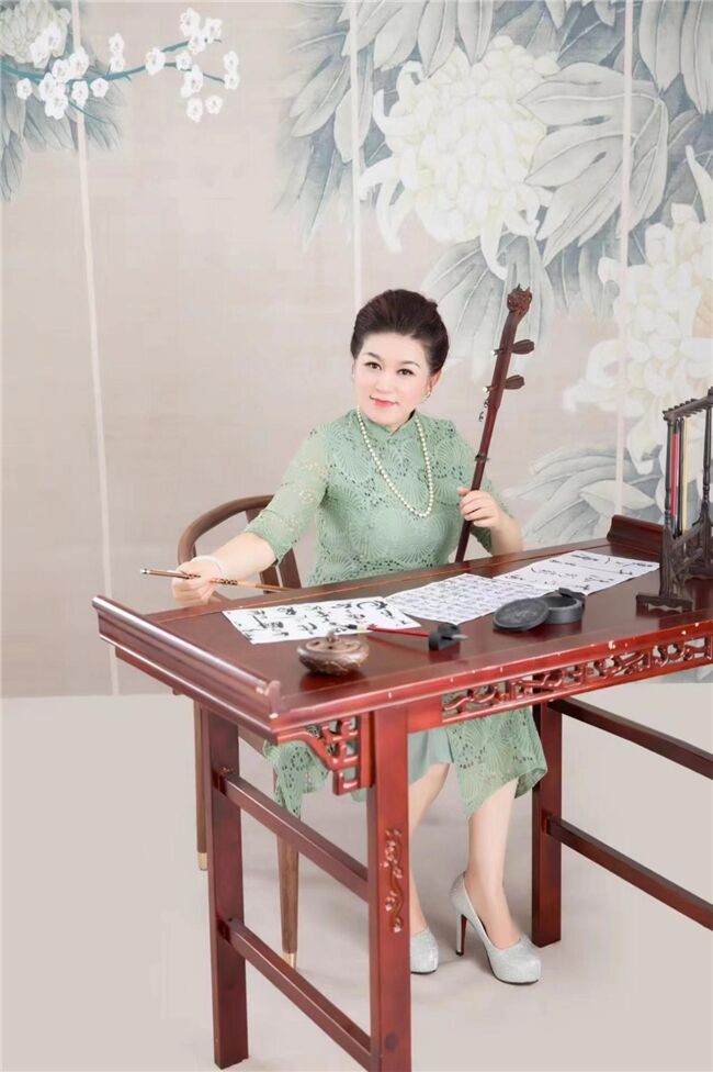 晏敏敏詞曲 十歲付佳寶兒二胡演唱歌曲《我是獅子座》全網發布