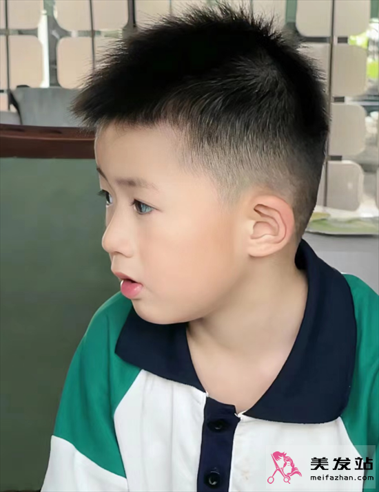 夏季兒童鏟青發型 率性利落巨清爽