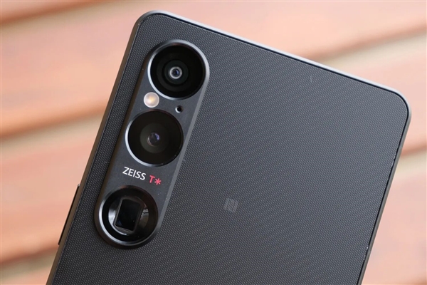 售價過萬！索尼Xperia 1 VI圖賞：無挖孔全面屏 行業(yè)罕見