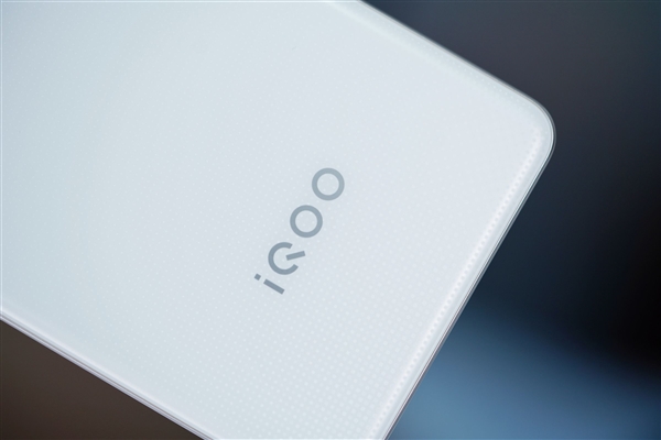 首批搭載天璣9300+!iQOO Neo9S Pro圖賞