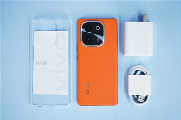 旗艦素皮+6000mAh大電池！vivo Y200圖賞