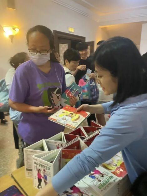 “花開四季”演唱會 烏蘭圖雅攜手烏拉蓋草原為觀眾準備的禮物太貼心了