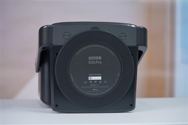 360°無死角旋轉！當貝X5S Pro旗艦投影儀圖賞