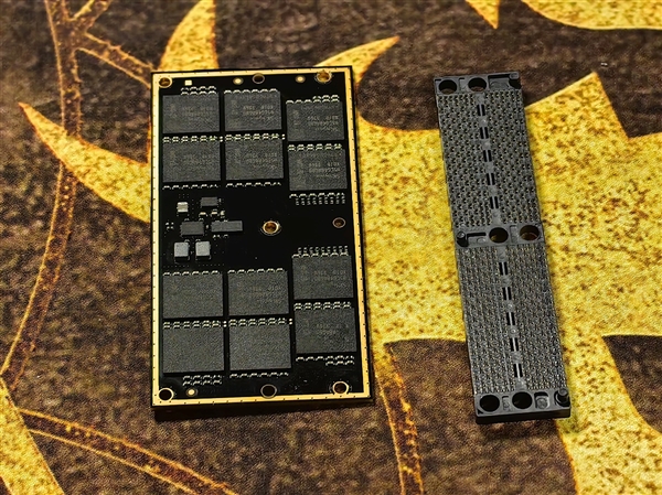 微星主板首秀CAMM2、Mini_CUDIMM兩大革命性內存！下代普及四大徒手DIY設計