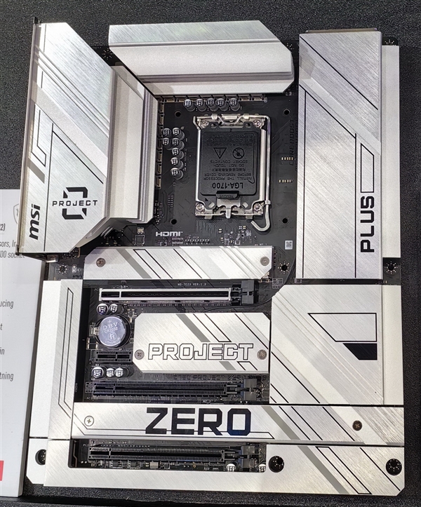 微星主板首秀CAMM2、Mini_CUDIMM兩大革命性內存！下代普及四大徒手DIY設計