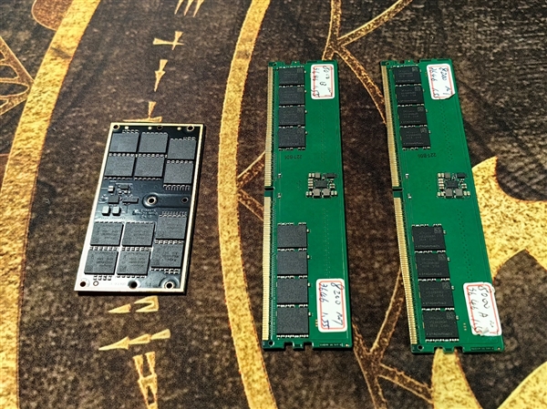 微星主板首秀CAMM2、Mini_CUDIMM兩大革命性內存！下代普及四大徒手DIY設計