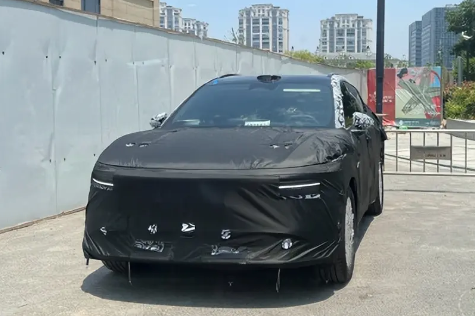 800V技術上車！極氪CX1E偽裝車曝光：年內首發