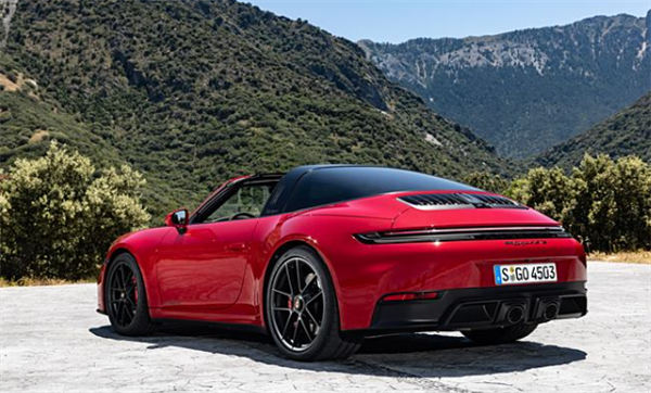 100萬起！新款保時捷911售價公布：首搭T-Hybrid混動系統