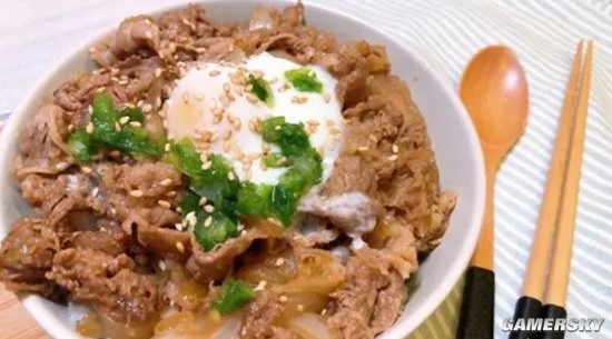 日本媒體稱牛肉飯漲價賴中國火鍋牛肉片需求旺盛：網友瘋狂吐槽