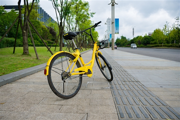 共享單車在多地漲價 網友：騎共享單車比坐地鐵還貴 想不明白
