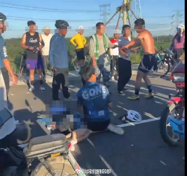 父親帶娃騎行摔倒遭碾壓身亡 司機(jī)被送檢引網(wǎng)友熱議：涉嫌過(guò)失致死罪