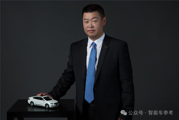 小米汽車越火爆：極越越懷才不遇