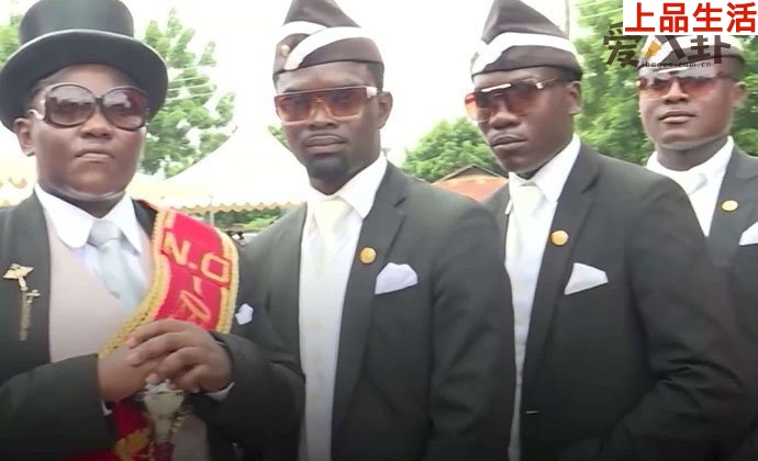 黑哥一臺(tái) 人間白來(lái)