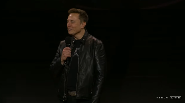 遲到50分鐘的馬斯克喂給我們三張大餅
