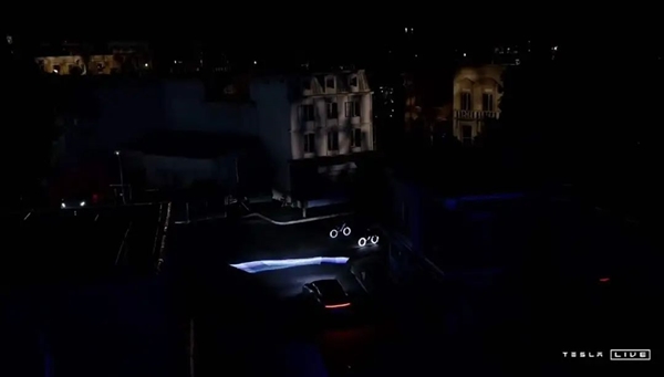 遲到50分鐘的馬斯克喂給我們三張大餅