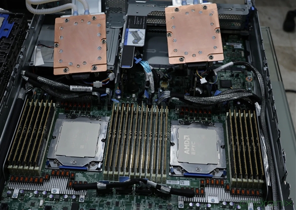 192核心384線程、5GHz起飛！AMD Zen5 EPYC首測：領(lǐng)先至強(qiáng)6幾乎40％