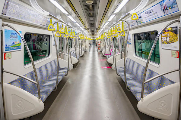 北京地鐵：將在站內試行免洗快剪、面包店、快餐車