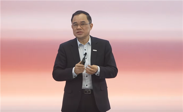 長(zhǎng)安汽車董事長(zhǎng)朱華榮：2024年被小米雷軍上了一課