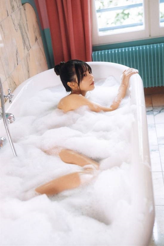 《假面騎士》最美女反派淺倉唯：改名復出拍新寫真