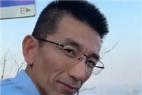 東方甄選起波瀾！主播商務被東方小孫拒絕后 該主播又睡過斷播