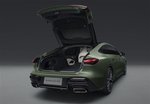 首款搭載華為高階智駕的燃油車：全新上汽奧迪A5L細節揭秘