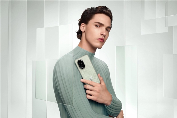 華為nova 14系列蓄勢待發(fā)：麒麟9系+原生鴻蒙 配置看齊大哥Mate