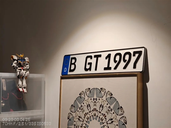 2000塊的Nothing Phone 現在也開始堆料了