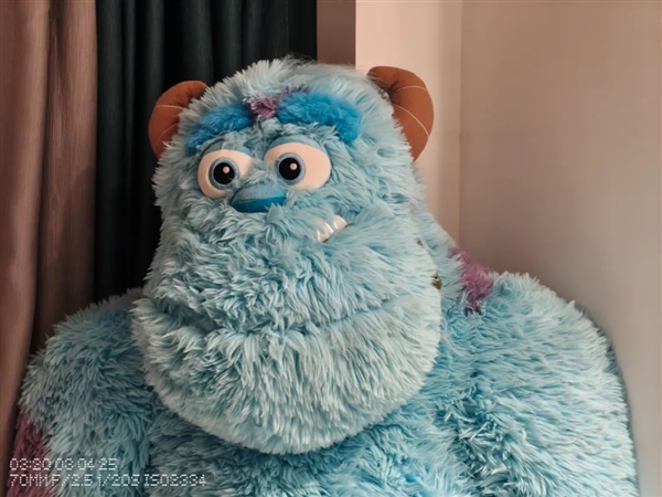 2000塊的Nothing Phone 現在也開始堆料了