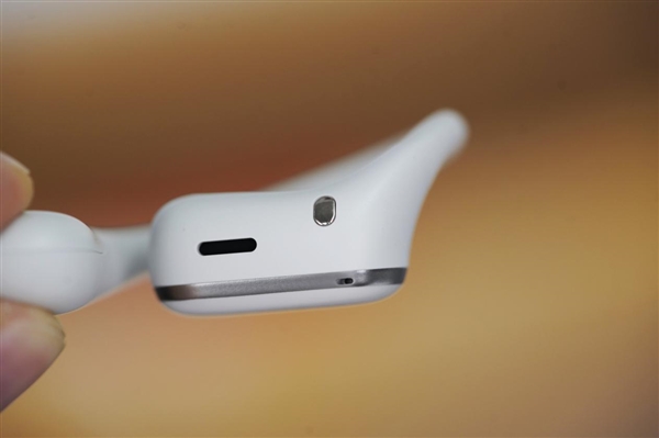 華為首款開放式耳掛耳機！FreeArc圖賞