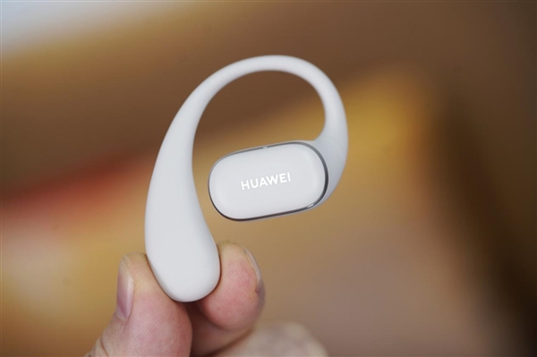 華為首款開放式耳掛耳機！FreeArc圖賞