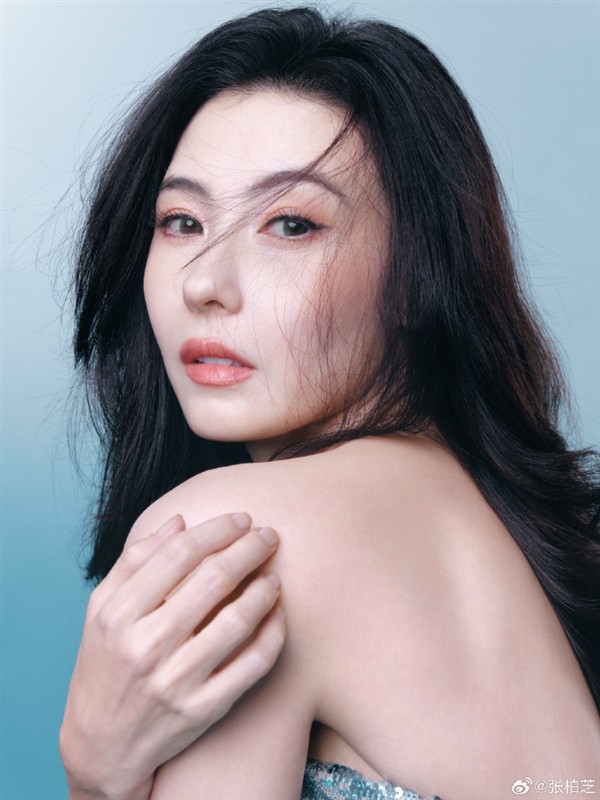 45歲張柏芝出席活動引圍觀：網友感嘆美的不知天地為何物了