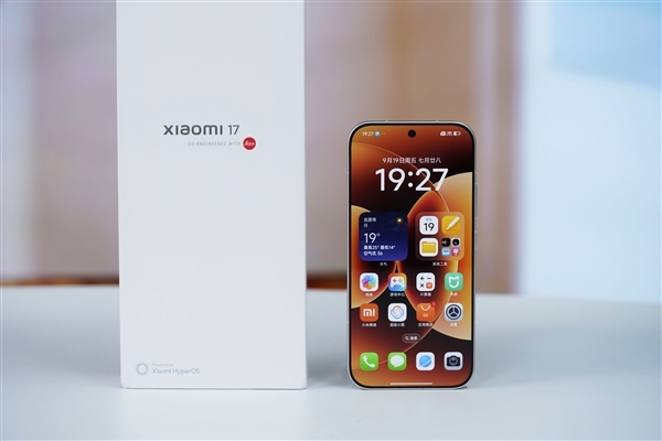 小米17續(xù)航實(shí)測對比：iPhone 17+充電寶耗關(guān)機(jī) 小米17還剩26%